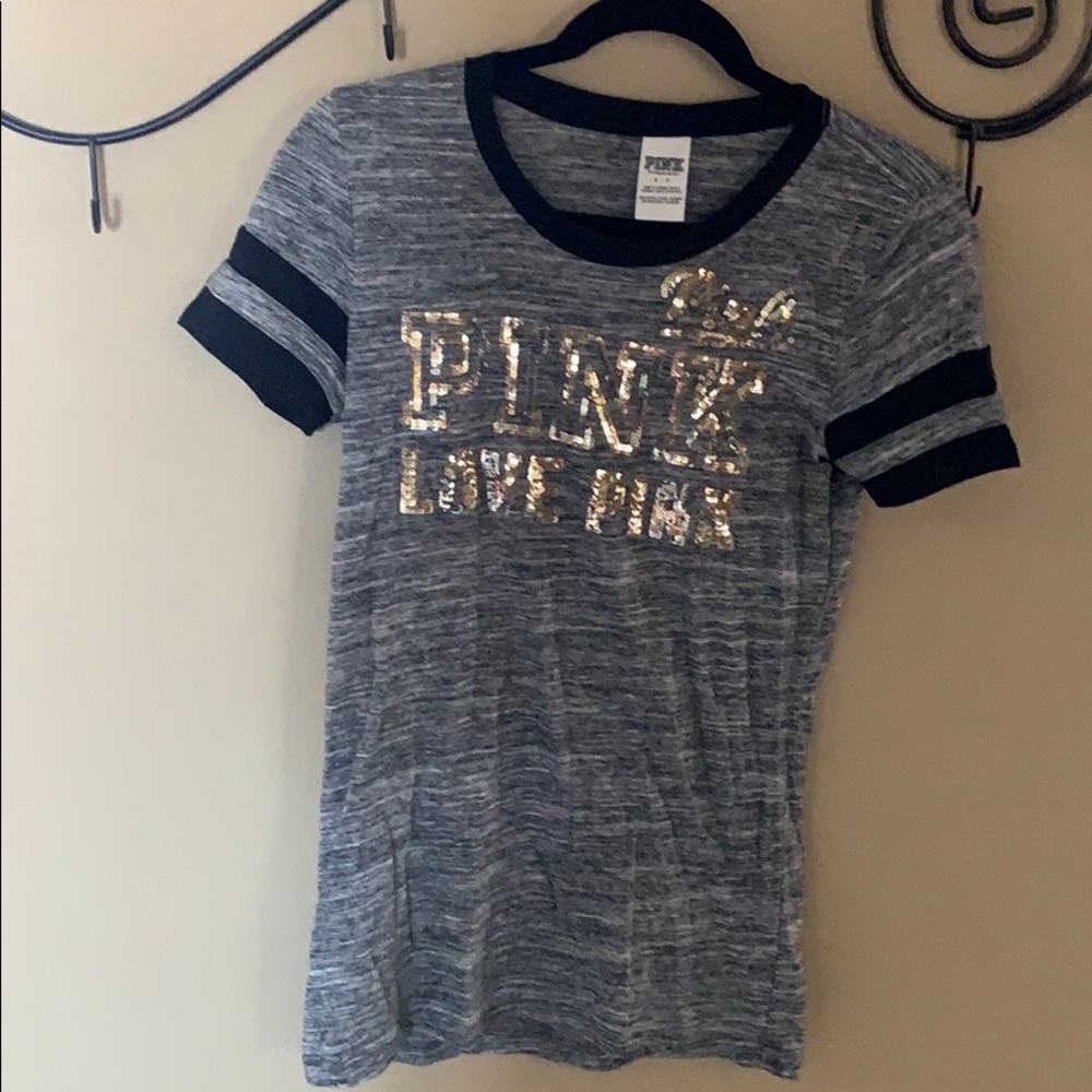 VS PINK t-shirt